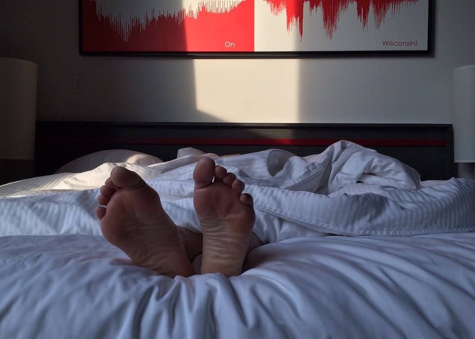 why men snore